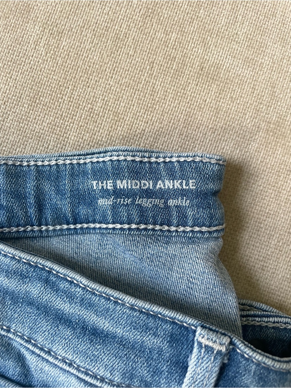 AG middi ankle skinny Jean - Picture 2 of 3